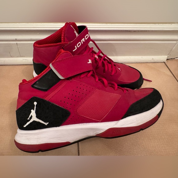 Nike Jordan - Picture 3 of 4